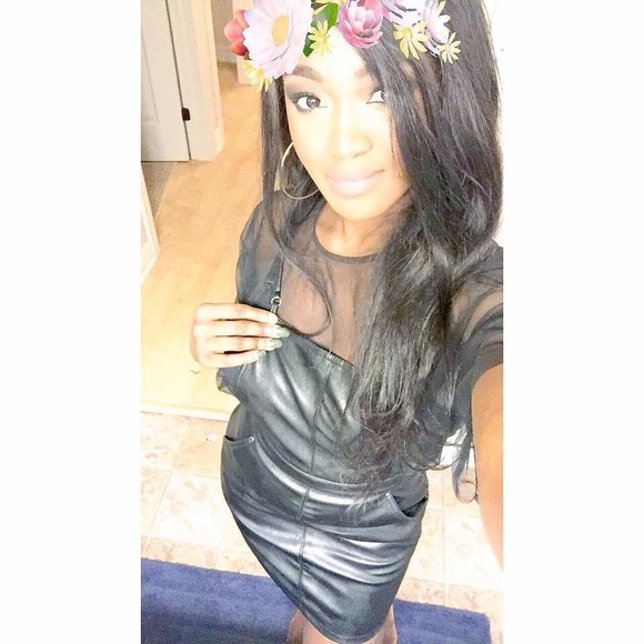 Meet your Posher - Picture 4 of 6